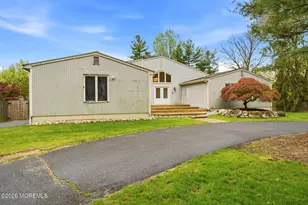 122 University Dr, Lincroft, NJ 07738 - Photo 56