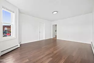 198 New Brunswick Ave, Perth Amboy, NJ 08861 - Photo 4