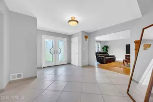 8 Glendale Dr, Manalapan Township, NJ 07726 - Photo 6