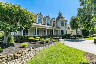 8 Country Club Ln, Colts Neck Township, NJ 07722 - Photo 8