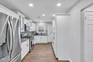 17 Cabrillo Blvd, Toms River Township, NJ 08757 - Photo 20