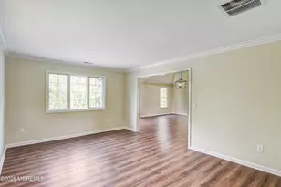 9 Mackenzie Ct, Freehold, NJ 07728 - Photo 20