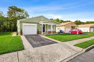 11 Selkirk Ave, Toms River Township, NJ 08757 - Photo 2