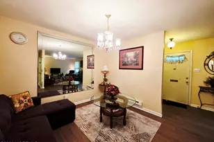 37 Piazza San Paola, Freehold, NJ 07728 - Photo 2