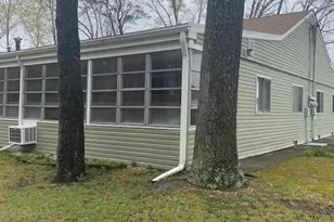 6 A Holly St, Toms River Township, NJ 08757 - Photo 2