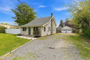 308 Longfellow Ave, Toms River Township, NJ 08753 - Photo 2