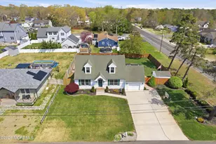 399 Trenton Ave N, Bayville, NJ 08721 - Photo 2