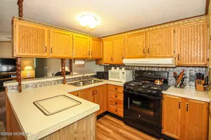 46 Seattle Slew Dr, Howell Township, NJ 07731 - Photo 2