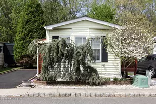 46 Seattle Slew Dr, Howell Township, NJ 07731 - Photo 24