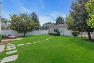 57 W River Rd, Rumson, NJ 07760 - Photo 38