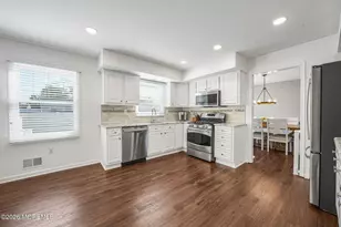 319 Hudson Dr, Brick, NJ 08723 - Photo 8