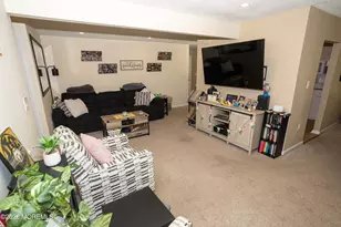 43 Farnham Square, Sayreville, NJ 08859 - Photo 6