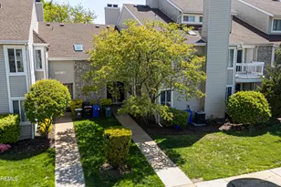43 Farnham Square, Sayreville, NJ 08859 - Photo 30