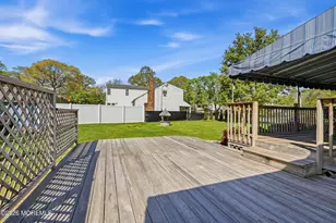 18 Barbara Ln, Oakhurst, NJ 07755 - Photo 28