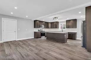 553 Colts Neck Rd, Farmingdale, NJ 07727 - Photo 16
