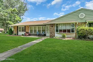 40A Buckingham Dr, Manchester Township, NJ 08759 - Photo 2