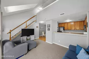 30 Oxford Ct, Englishtown, NJ 07726 - Photo 12