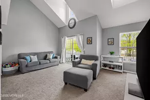 30 Oxford Ct, Englishtown, NJ 07726 - Photo 8