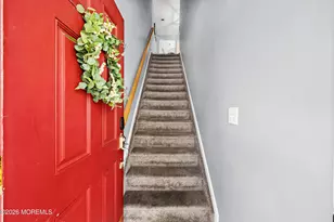 30 Oxford Ct, Englishtown, NJ 07726 - Photo 4