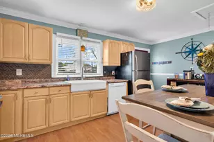 219 Beachwood Blvd, Beachwood, NJ 08722 - Photo 18