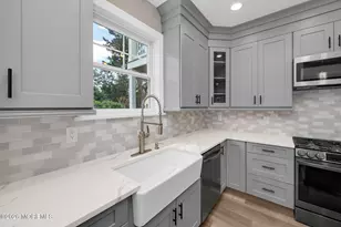 359 Ferris St, South Amboy, NJ 08879 - Photo 16