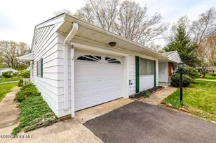 4 B Maryland Ave, Whiting, NJ 08759 - Photo 2