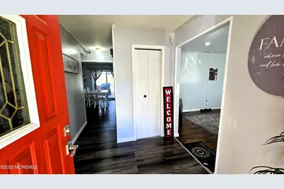 7 Stradford Road, Sayreville, NJ 08859 - Photo 2