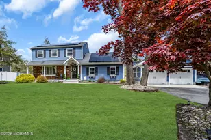4 Oak Leaf Ln, Toms River Township, NJ 08755 - Photo 2