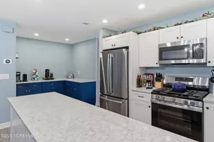 40 Lexington Cir, Matawan, NJ 07747 - Photo 8