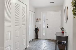 40 Lexington Cir, Matawan, NJ 07747 - Photo 4