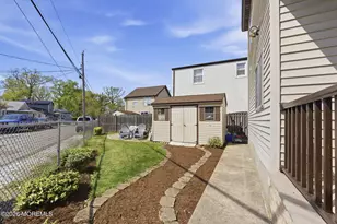 301 Norwood Ave, Laurence Harbor, NJ 08879 - Photo 18