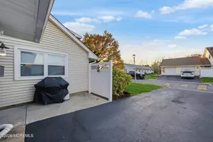 54 Kathy Ct, Brick, NJ 08724 - Photo 24