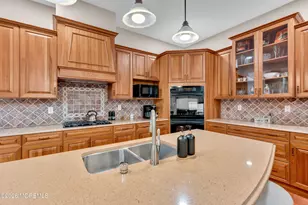 15 Rockspray Ct, Howell Township, NJ 07731 - Photo 22