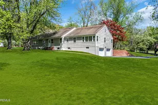 12 Maple Dr, Colts Neck Township, NJ 07722 - Photo 2
