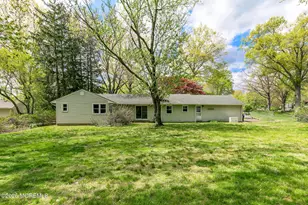 71 Marcshire Dr, Middletown, NJ 07748 - Photo 6