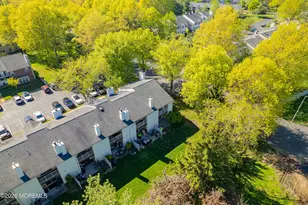 12 Stuart Dr, Freehold, NJ 07728 - Photo 28