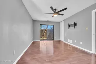 9 Carriage Pl, Edison, NJ 08820 - Photo 12
