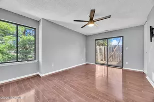 9 Carriage Pl, Edison, NJ 08820 - Photo 16