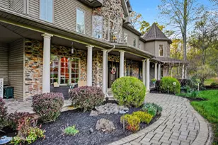 6 Carousel Ct, Millstone Township, NJ 08510 - Photo 4