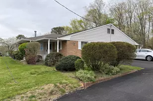16 A Cardinal St, Manchester Township, NJ 08759 - Photo 2
