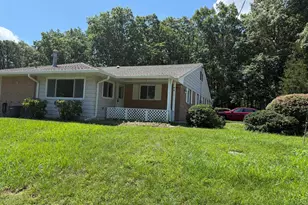 16 A Cardinal St, Manchester Township, NJ 08759 - Photo 2