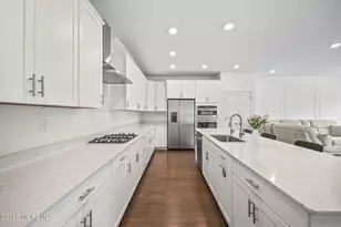206 Pilot St, Marlboro Township, NJ 07746 - Photo 10
