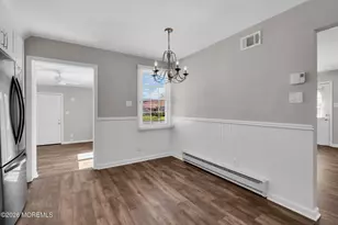 81 D Parkway Dr, Freehold, NJ 07728 - Photo 10