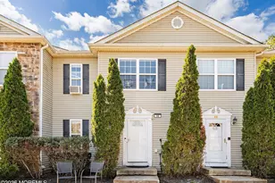 90 Aspen Ct, Lakewood, NJ 08701 - Photo 2