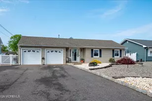 906 Bowsprit Point, Lanoka Harbor, NJ 08734 - Photo 36