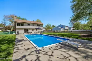 40 Stratford Dr, Manalapan Township, NJ 07726 - Photo 18
