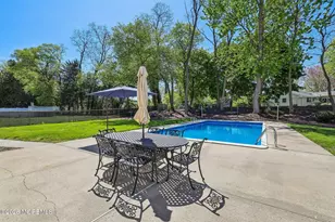 40 Stratford Dr, Manalapan Township, NJ 07726 - Photo 16