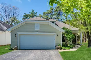 52 Summerwinds Dr, Lakewood, NJ 08701 - Photo 2