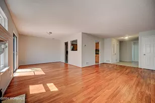44 Mariners Cove, Freehold, NJ 07728 - Photo 16