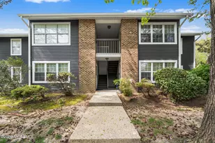 8 Lafayette Ct, North Brunswick Township, NJ 08902 - Photo 1